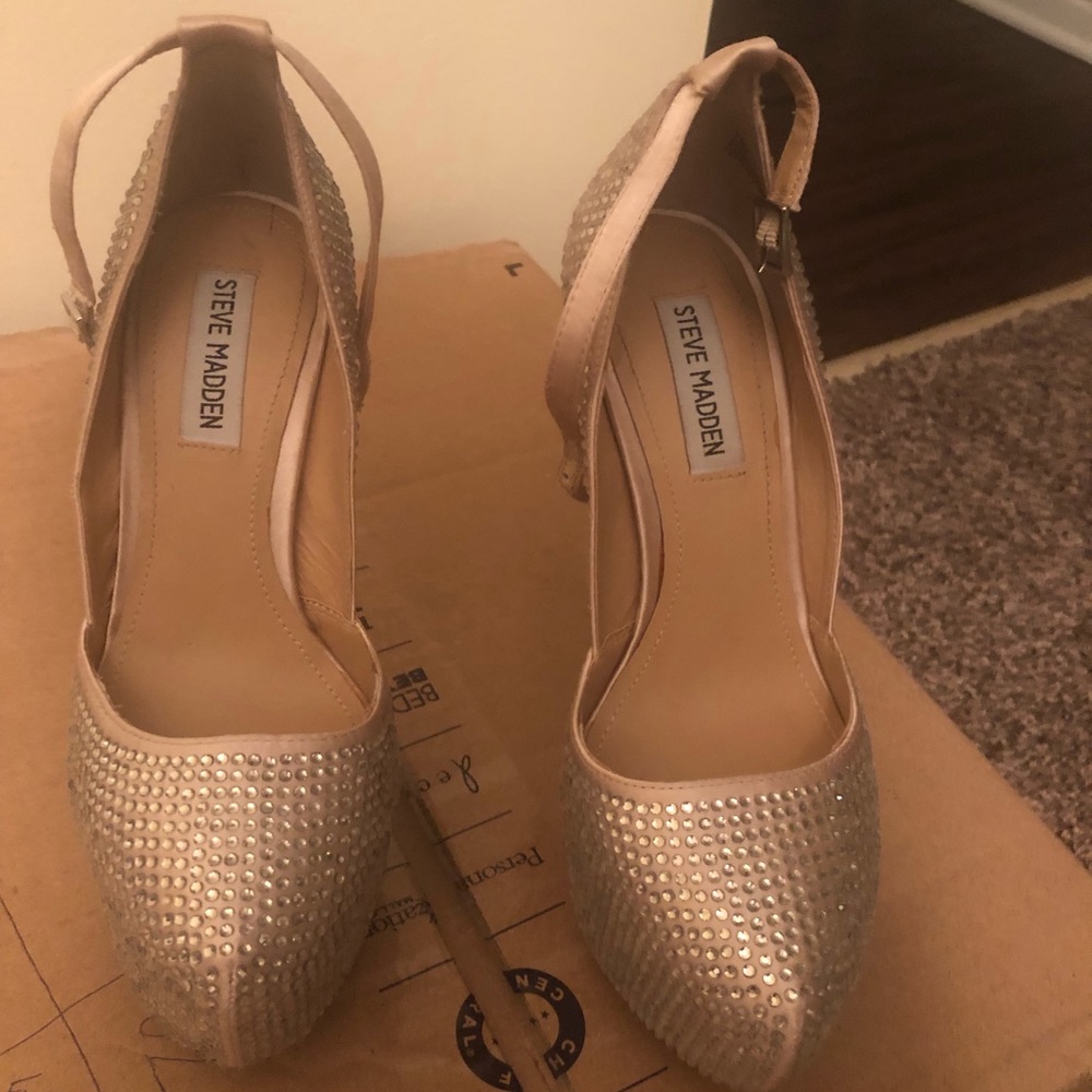 Champagne Steve Madden Shoes